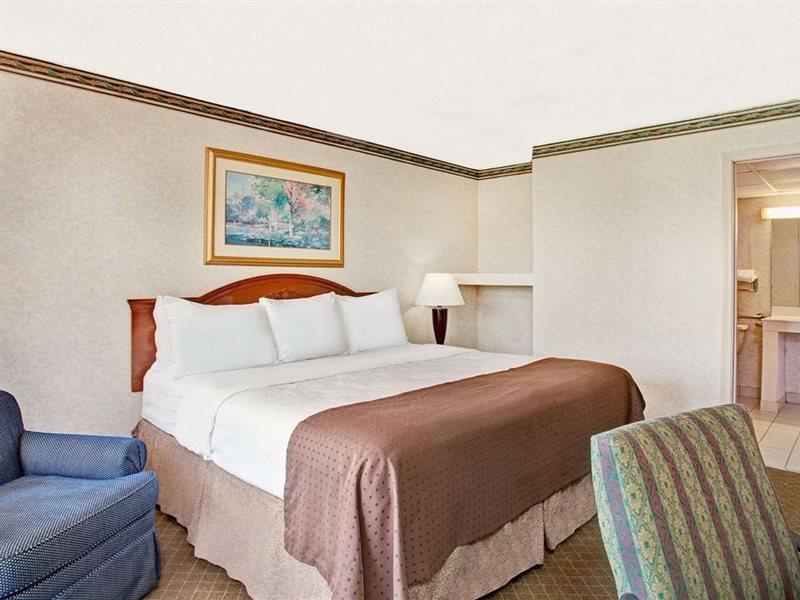 Days Inn By Wyndham Forrest City Exterior foto